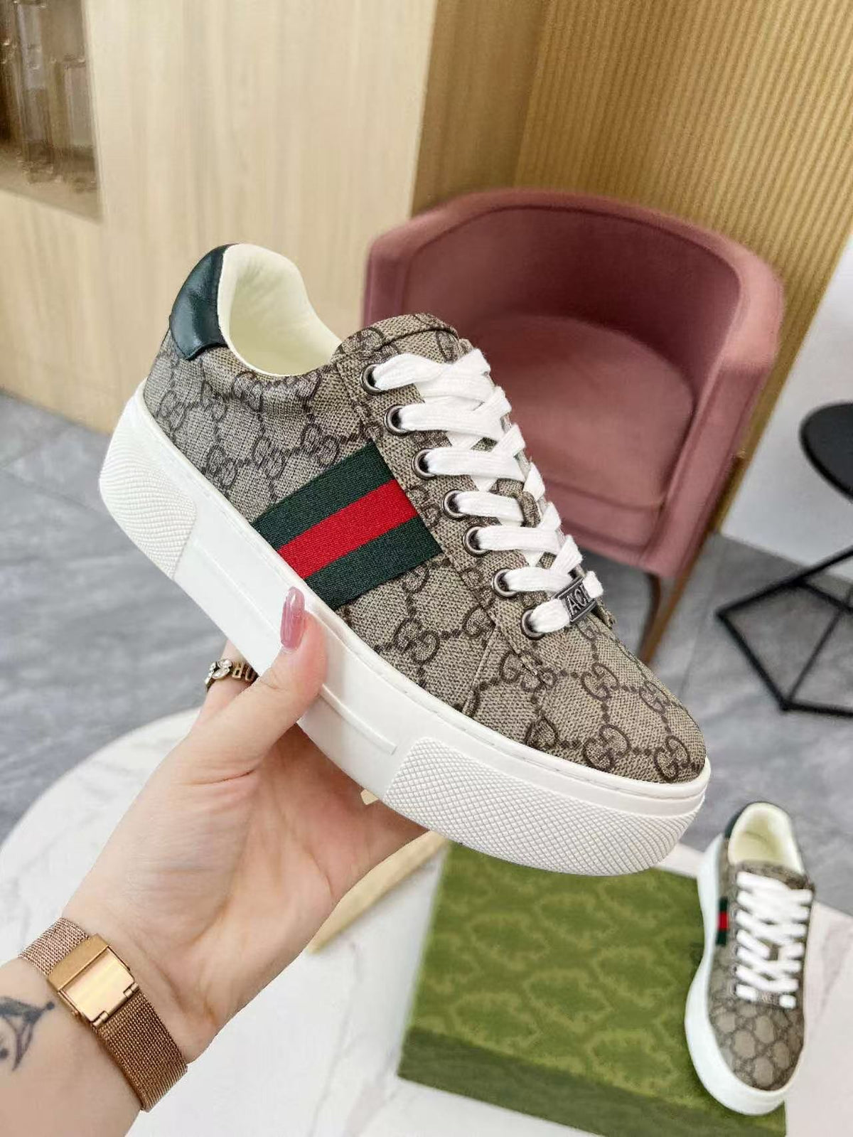 Spring and Autumn casual thick soled popular new shoes Trainer Sneaker 090308
