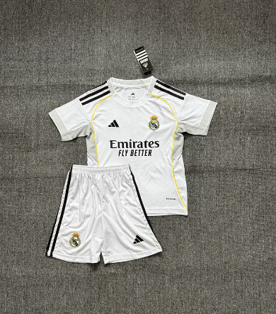 Kids Real Madrid home 2025/26