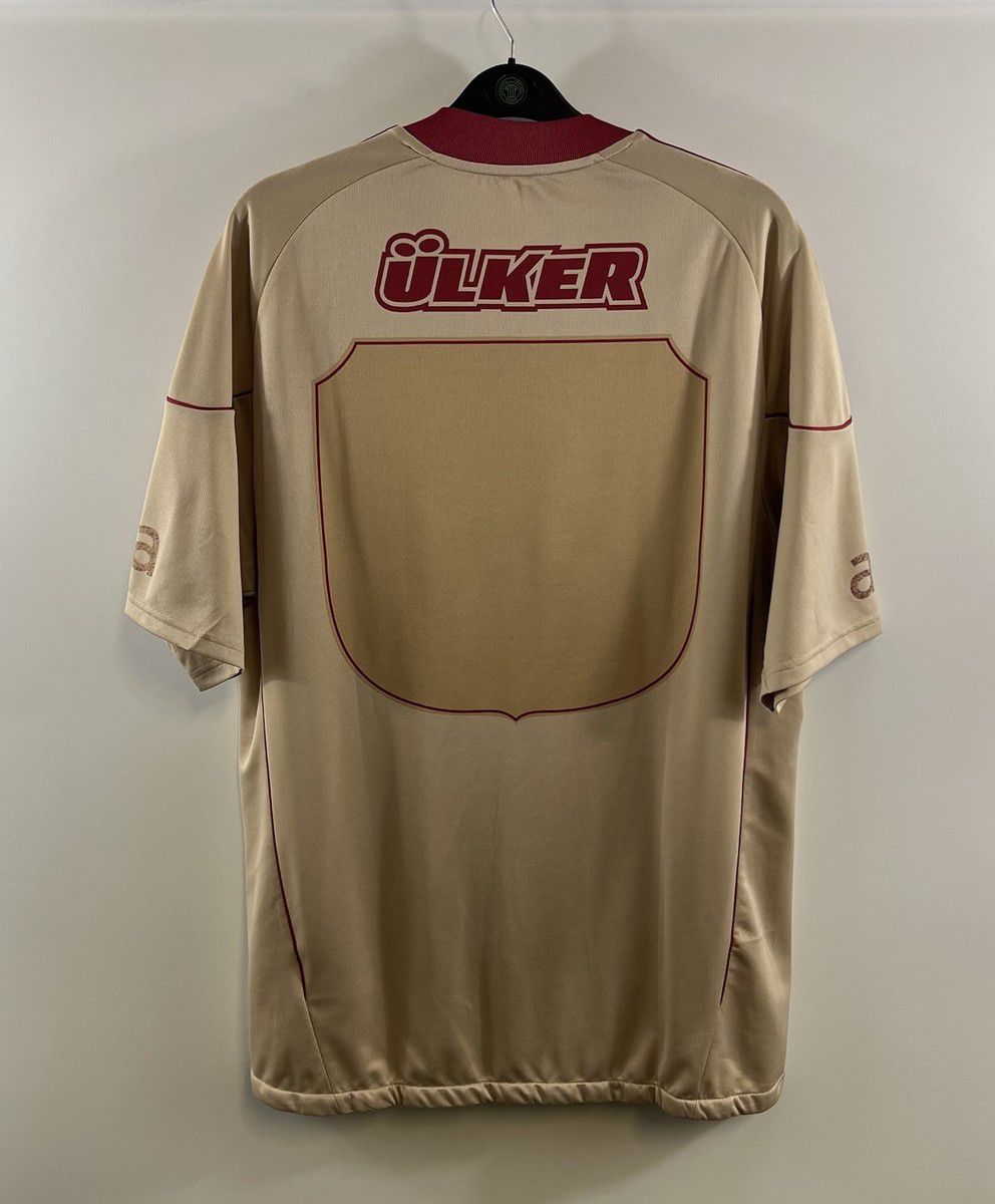 Galatasaray 2010/11 Away Retro Jersey