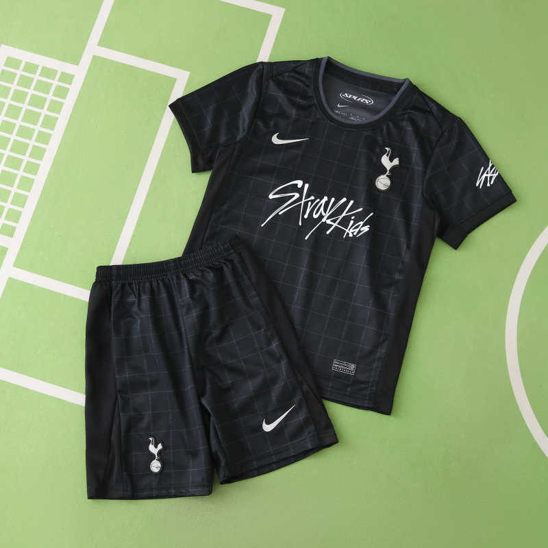 Kids Tottenham Hotspur Away Stray Kids Kit 2025/26