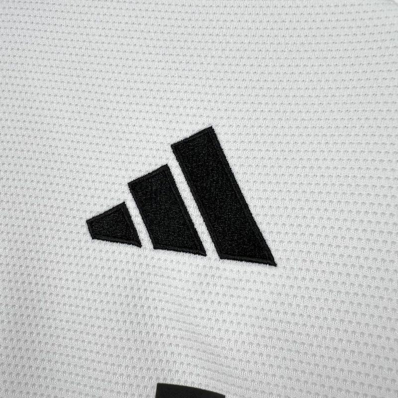 Besiktas JK Home Jersey 2025/26