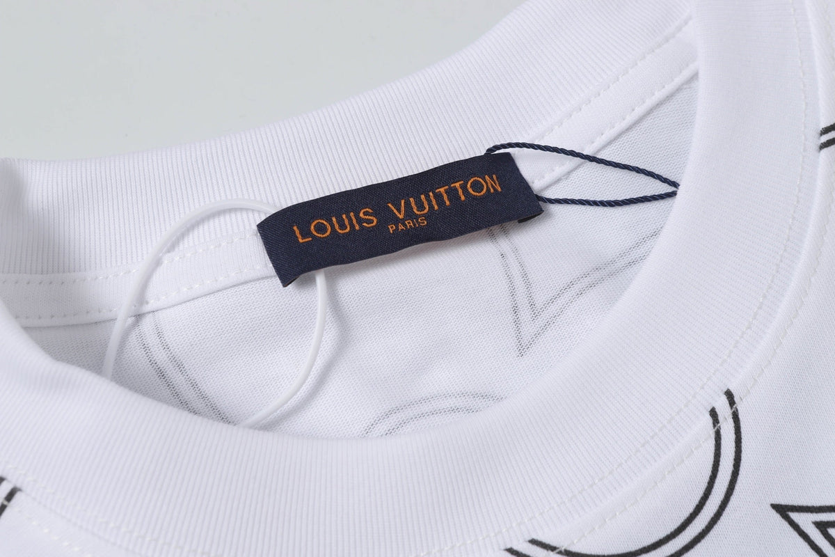 White fashion T-shirt 662