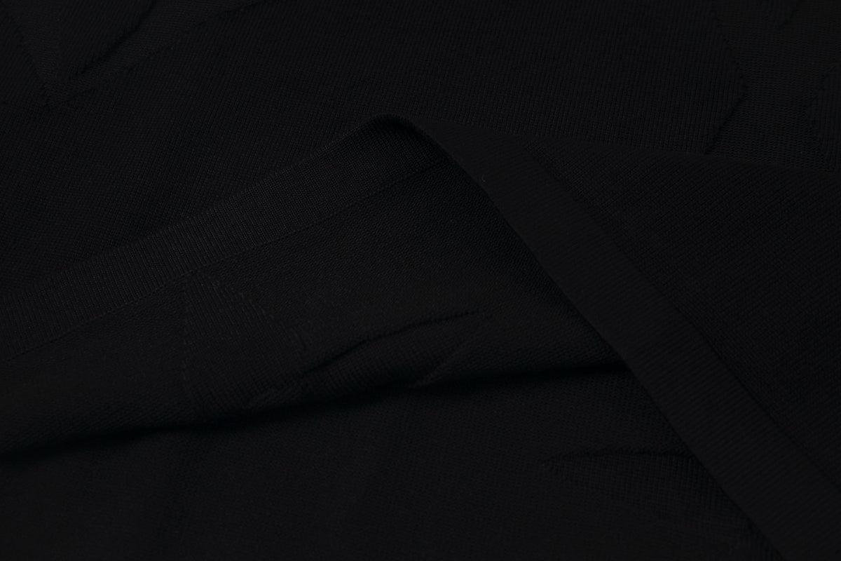 Steel-print relief limited knitted T-shirt