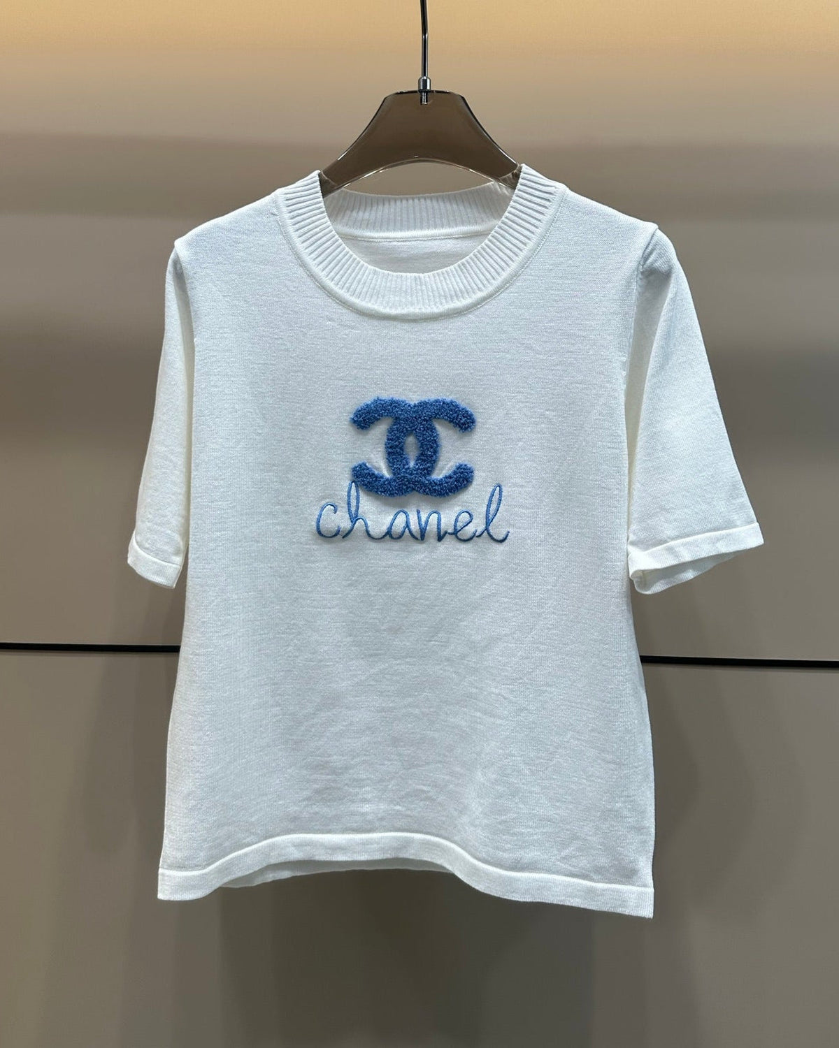 Towel embroidered lettering knitted T-shirt