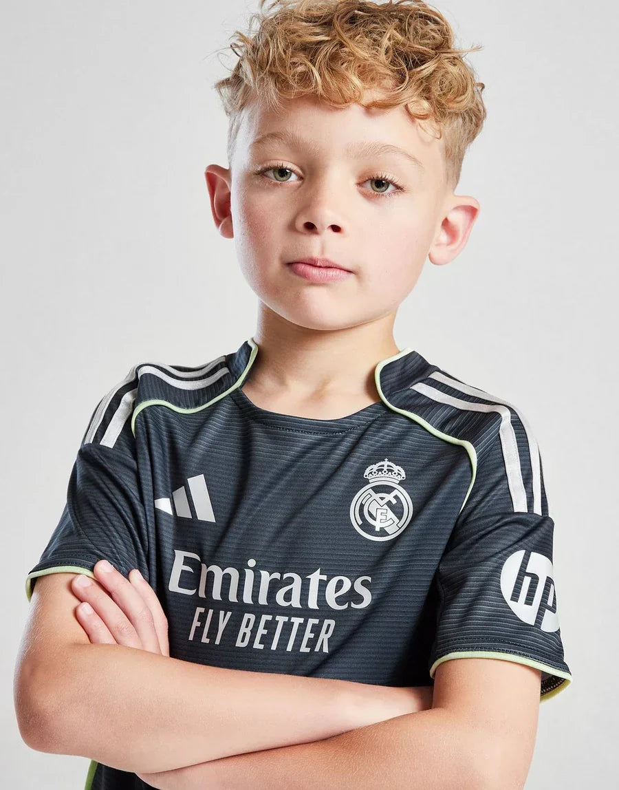 Kids Real Madrid Kit 25/26