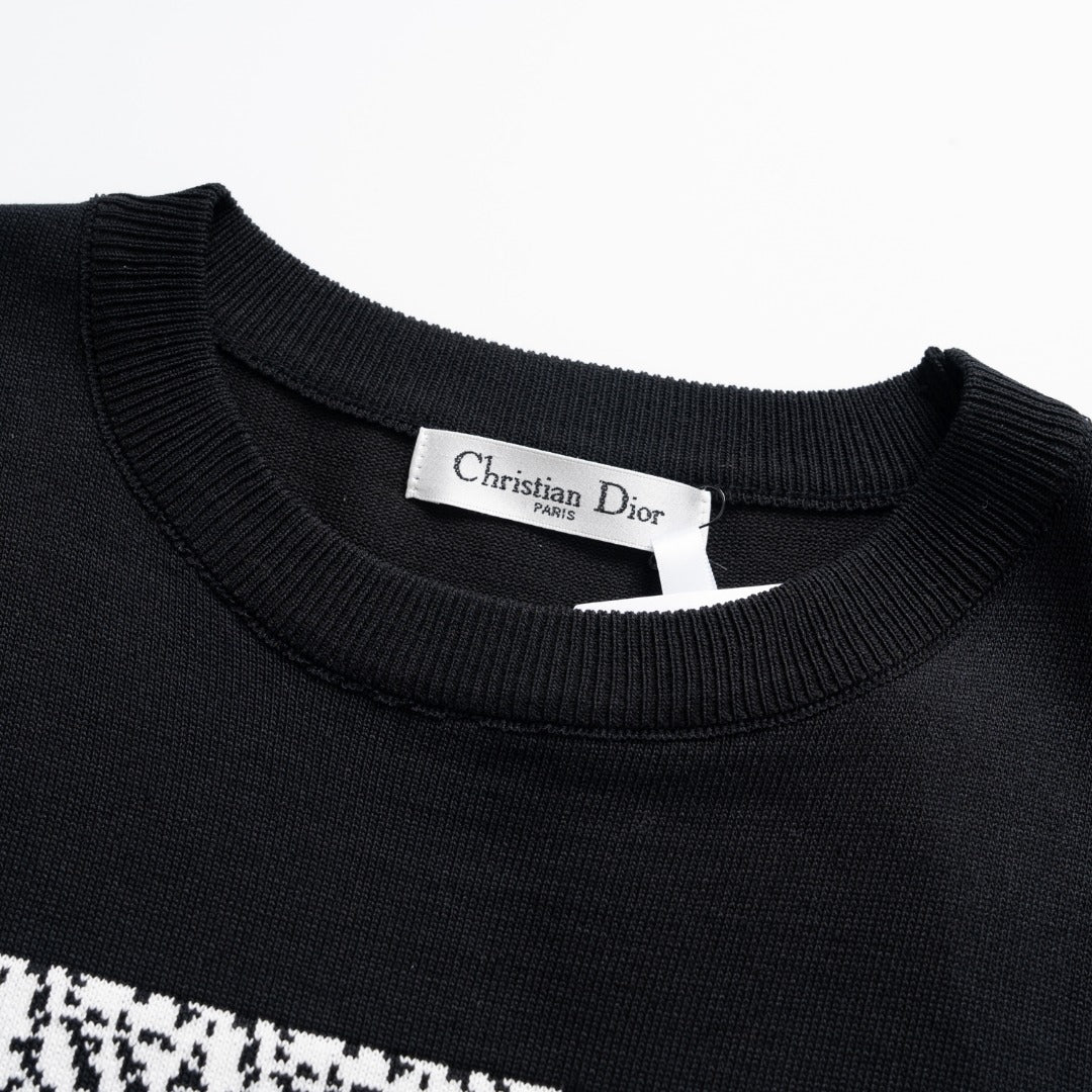 Vintage knitted Black T-shirt